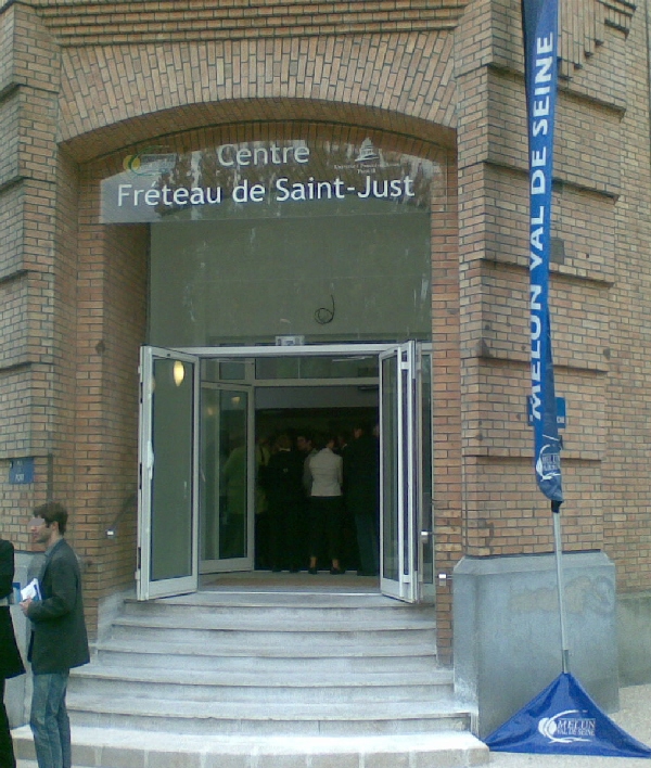 Universit Paris 2 : Centre Frteau de Saint Just  Melun, ancienne Poste (photo JED)